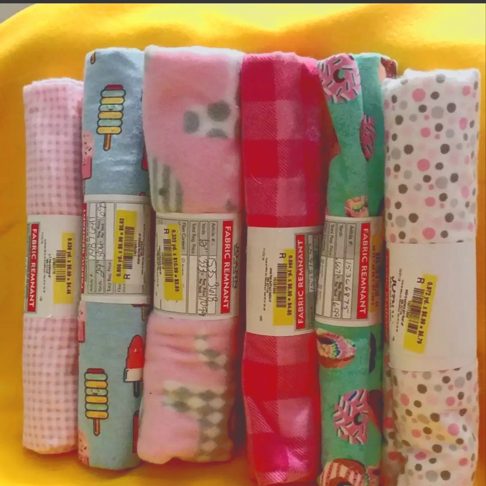 🌺💛Adorable (6) Piece Remnants Fabric💛🌺